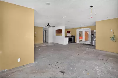 5609 Larimer Drive, Tampa, FL 33615 - Photo 3