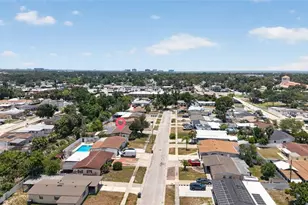 5609 Larimer Dr, Tampa, FL 33615 - Photo 27