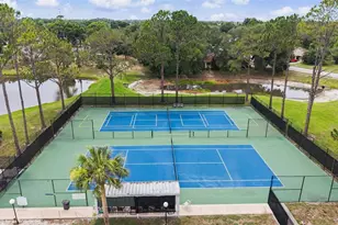 1306 Harbour Blue St, Ruskin, FL 33570 - Photo 43