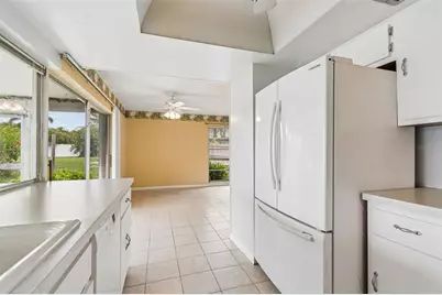 14363 Neptune Road, Seminole, FL 33776 - Photo 23