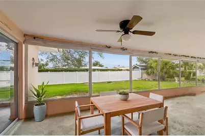 14363 Neptune Road, Seminole, FL 33776 - Photo 41