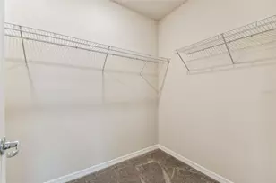 36955 Rio Grande Dr, Zephyrhills, FL 33540 - Photo 11