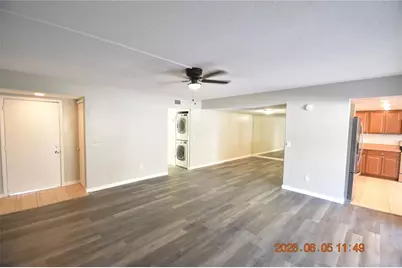 5125 Puritan Circle #1103, Tampa, FL 33617 - Photo 5