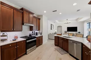2691 Lakebreeze Ln S, Clearwater, FL 33759 - Photo 29