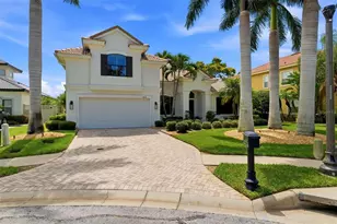 2691 Lakebreeze Ln S, Clearwater, FL 33759 - Photo 3