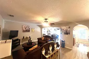 4617 Ashburn Square Dr, Tampa, FL 33610 - Photo 5