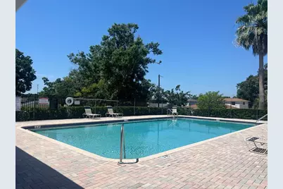 4617 Ashburn Square Drive, Tampa, FL 33610 - Photo 3