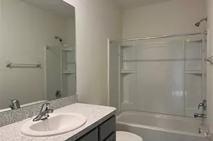 32978 Tulip Petal Ln, Wesley Chapel, FL 33545 - Photo 15