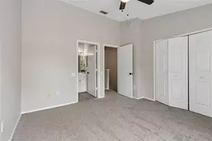 30005 Granda Hills Ct, Wesley Chapel, FL 33543 - Photo 17