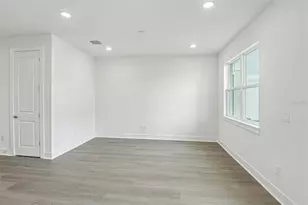 31844 Clover Fin Ct, Wesley Chapel, FL 33545 - Photo 19