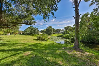 2335 Surrey Lane, Clearwater, FL 33763 - Photo 37