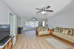 2335 Surrey Ln, Clearwater, FL 33763 - Photo 15