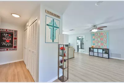 2335 Surrey Lane, Clearwater, FL 33763 - Photo 11