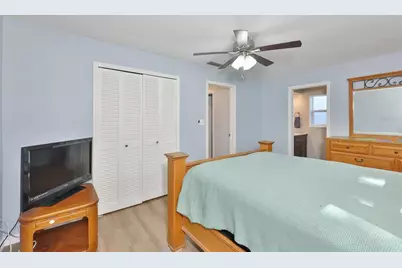 2335 Surrey Lane, Clearwater, FL 33763 - Photo 29