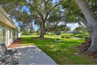 2335 Surrey Lane, Clearwater, FL 33763 - Photo 35
