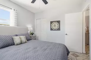 1111 61st Ave N, Saint Petersburg, FL 33703 - Photo 17