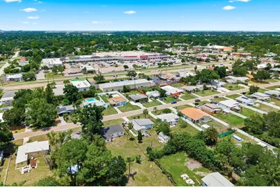 1111 61st Avenue N, Saint Petersburg, FL 33703 - Photo 51