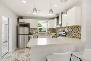 1111 61st Ave N, Saint Petersburg, FL 33703 - Photo 11