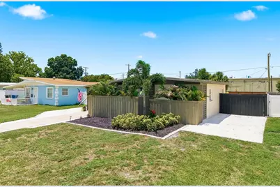 1111 61st Avenue N, Saint Petersburg, FL 33703 - Photo 41