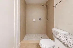 404 12th St SW, Ruskin, FL 33570 - Photo 25