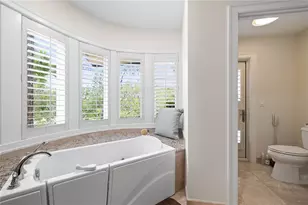 6305 Burning Tree Dr, Seminole, FL 33777 - Photo 37