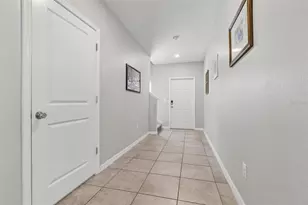 13917 Arbor Pines Dr, Riverview, FL 33579 - Photo 9