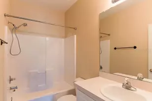 5879 Fishhawk Ridge Dr, Lithia, FL 33547 - Photo 9