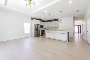 12680 N Central Ave, Tampa, FL 33612 - Photo 13