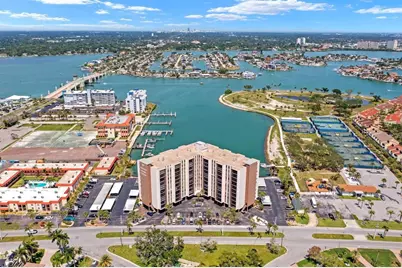 10355 Paradise Boulevard #512, Treasure Island, FL 33706 - Photo 5