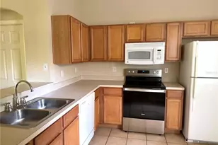 2437 Earlswood Ct, Brandon, FL 33510 - Photo 13
