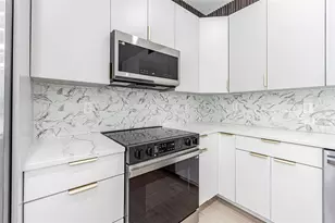 12690 N Central Ave, Tampa, FL 33612 - Photo 13