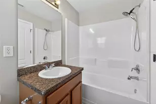 5028 White Sanderling Ct, Tampa, FL 33619 - Photo 39