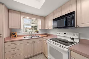 1668 S Lake Ave, Clearwater, FL 33756 - Photo 5