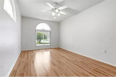 5515 Salem Square Drive S, Palm Harbor, FL 34685 - Photo 21