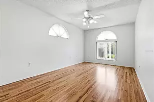 5515 Salem Square Dr S, Palm Harbor, FL 34685 - Photo 19