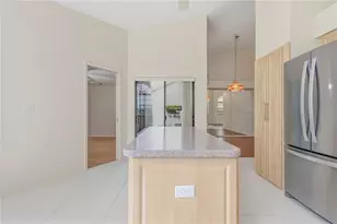 5515 Salem Square Dr S, Palm Harbor, FL 34685 - Photo 9