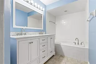5515 Salem Square Dr S, Palm Harbor, FL 34685 - Photo 15