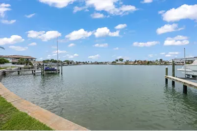 7962 9th Avenue S, Saint Petersburg, FL 33707 - Photo 25