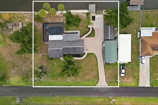 9910 Peninsular Dr, Gibsonton, FL 33534 - Photo 59