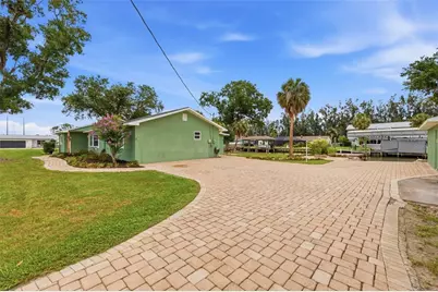 9910 Peninsular Drive, Gibsonton, FL 33534 - Photo 55