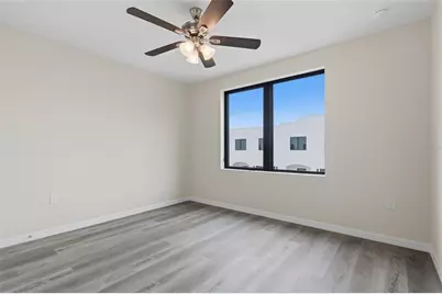 4369 Cambio Gardens Court, Tampa, FL 33610 - Photo 21