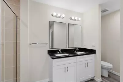 4369 Cambio Gardens Court, Tampa, FL 33610 - Photo 17