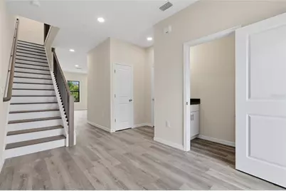 4369 Cambio Gardens Court, Tampa, FL 33610 - Photo 3