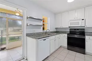 170 Coquina Bay Drive, Saint Petersburg, FL 33705 - Photo 11