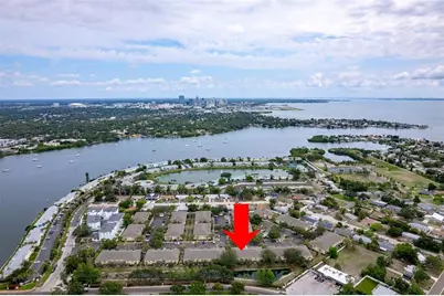 170 Coquina Bay Drive, Saint Petersburg, FL 33705 - Photo 3
