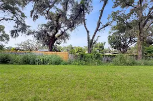 5020 Finders Ct, Tampa, FL 33617 - Photo 23