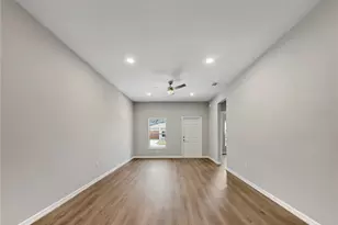 5020 Finders Ct, Tampa, FL 33617 - Photo 5