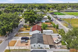 9310 N Dartmouth Ave, Tampa, FL 33612 - Photo 31