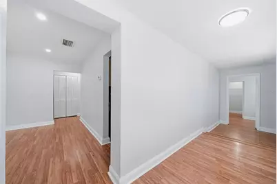 9310 N Dartmouth Avenue, Tampa, FL 33612 - Photo 5