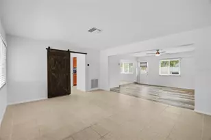 2169 Pine Ridge Dr, Clearwater, FL 33763 - Photo 13